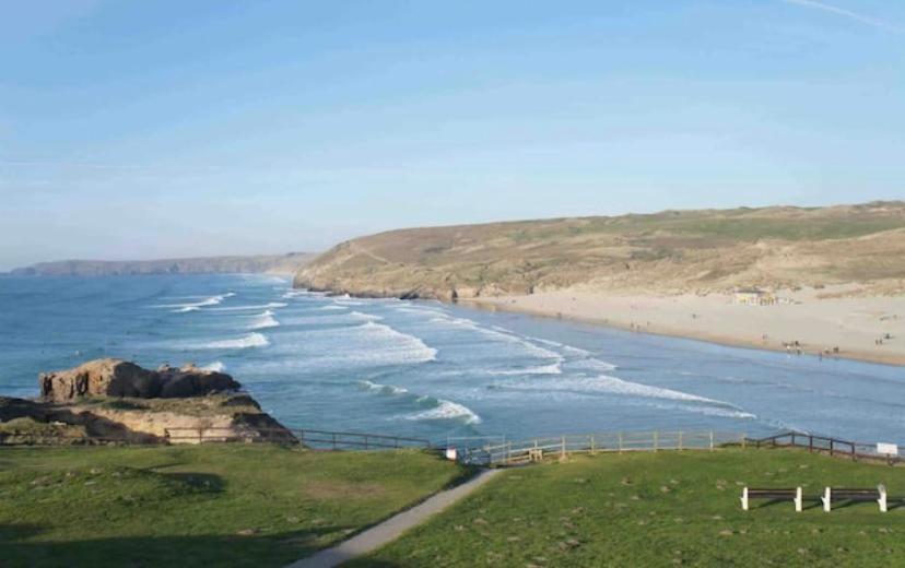 Romantic Hideaway, Seconds Away From Perran Beach Perranporth Exterior foto